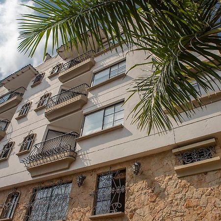 カリ Castellon De Juanambuアパートホテル エクステリア 写真